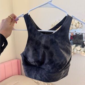 lulu size 4 tank top
